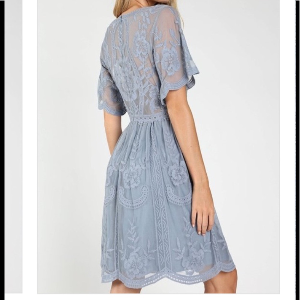 ✨LAST✨Gorgeous Lace Dress - Picture 4 of 6